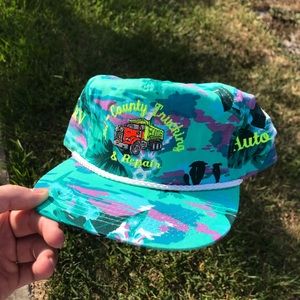 VINTAGE TRUCKER HAT